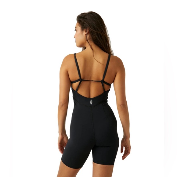 NEW Free People Movement All Star Runsie Romper size large - Picture 4 of 7